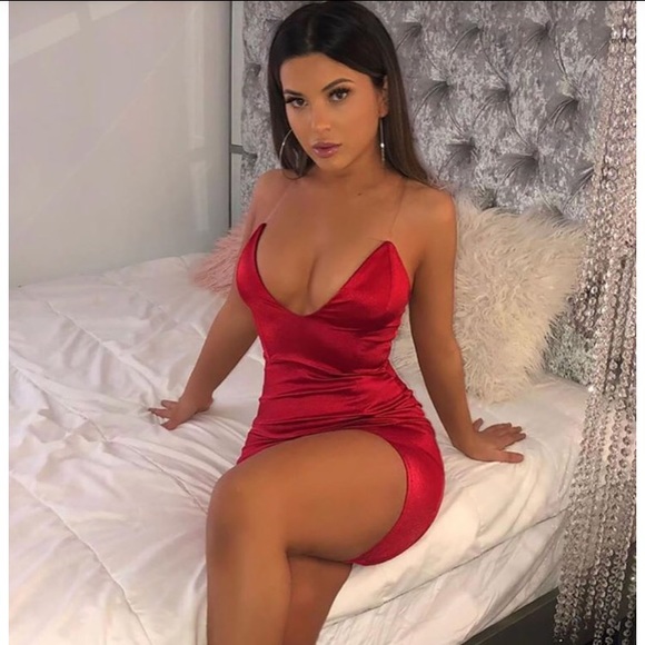 Dresses & Skirts - ❤️Sexy mini dress new!